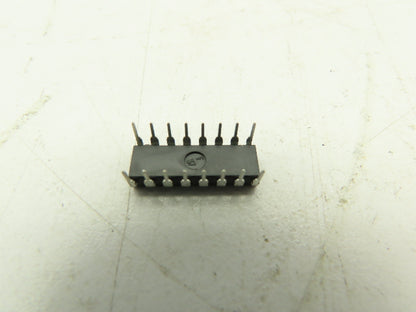 Delco DM233 Audio/Video DIP IC 16-Pin Integrated Circuit 72342466  LOT OF 30