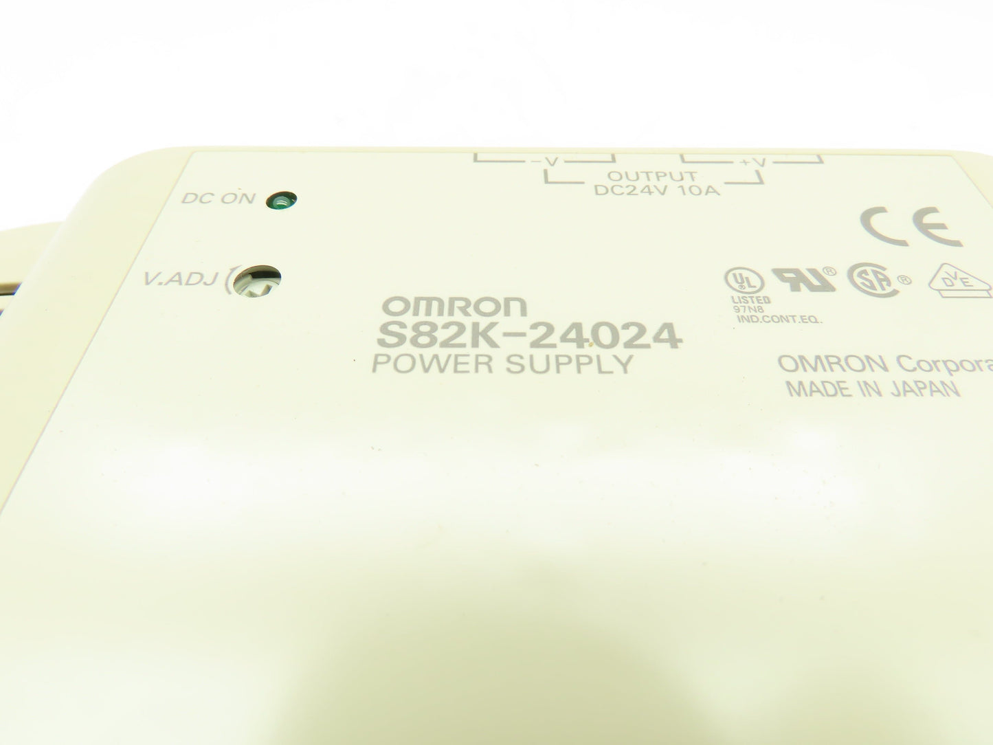 Omron S82K-24024 DIN-Rail Power Supply 10A 24VDC Output 240W Max 100-240VAC S82K