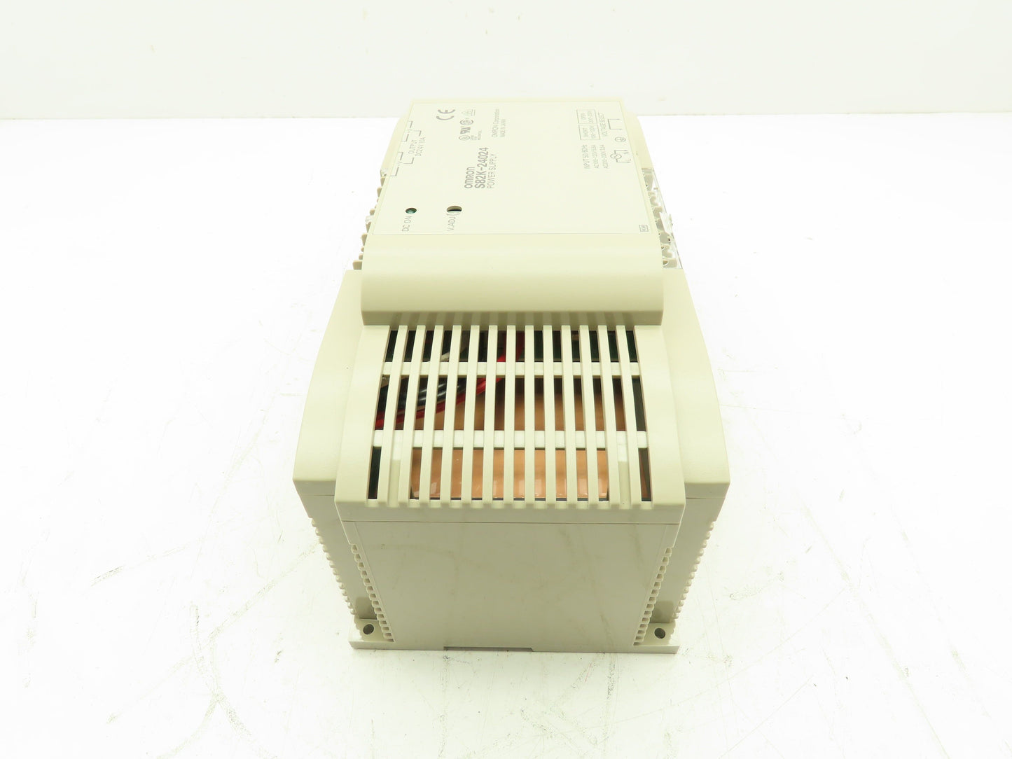 Omron S82K-24024 DIN-Rail Power Supply 10A 24VDC Output 240W Max 100-240VAC S82K