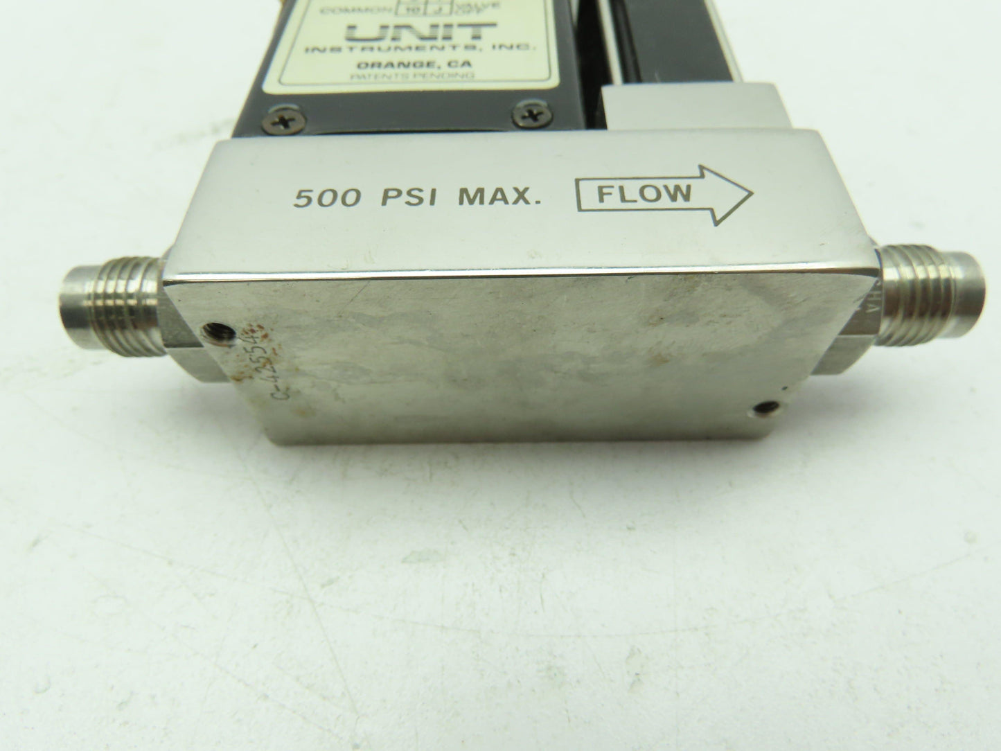 Unit UFC-1000 Mass Flow Controller Gas CHF3 40 SCCM 500 PSI Card Edge