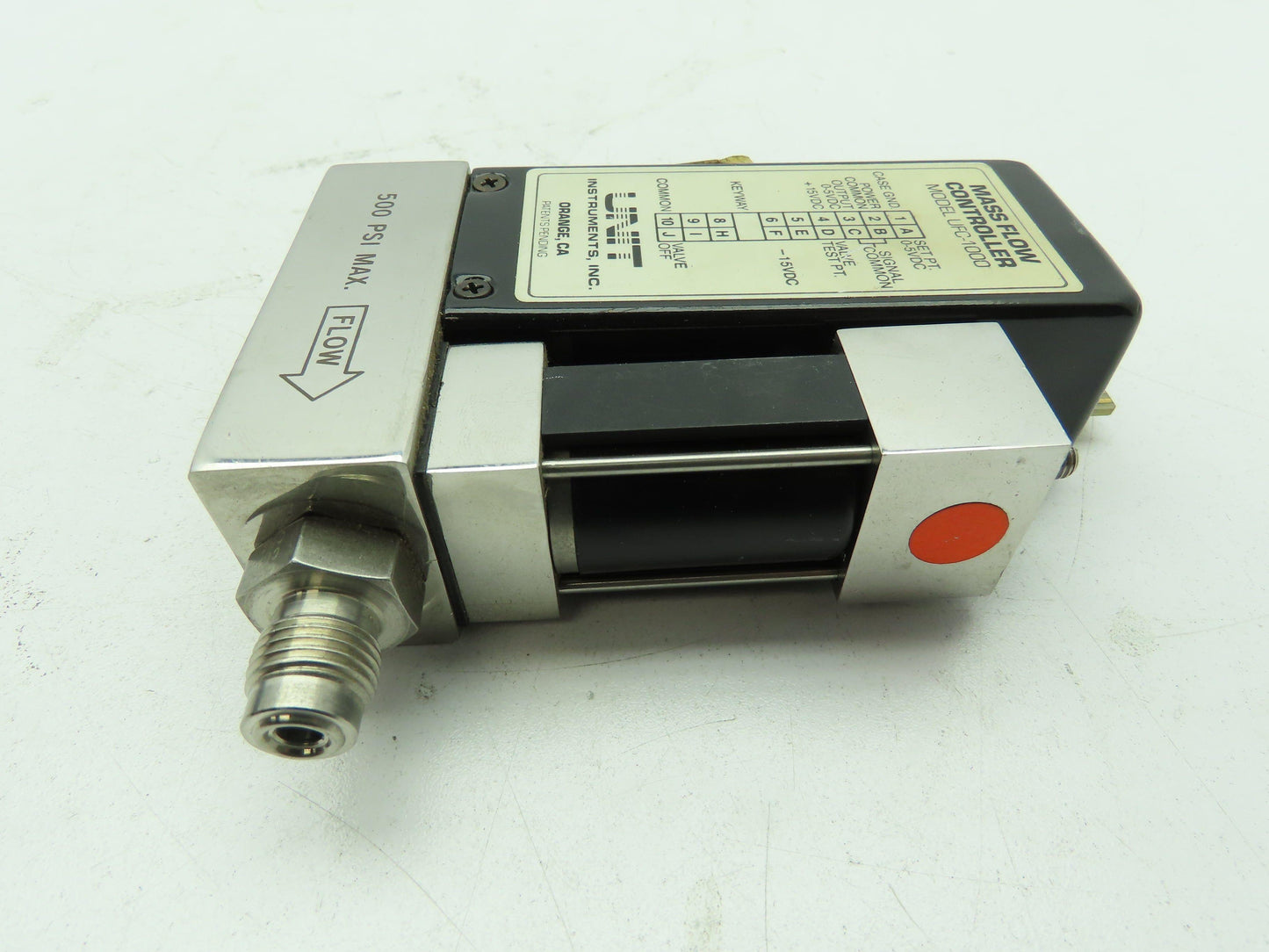 Unit UFC-1000 Mass Flow Controller Gas CHF3 40 SCCM 500 PSI Card Edge