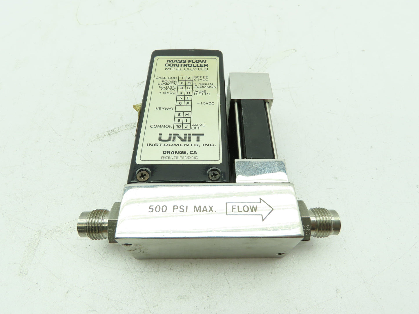 Unit UFC-1000 Mass Flow Controller Gas CHF3 40 SCCM 500 PSI Card Edge