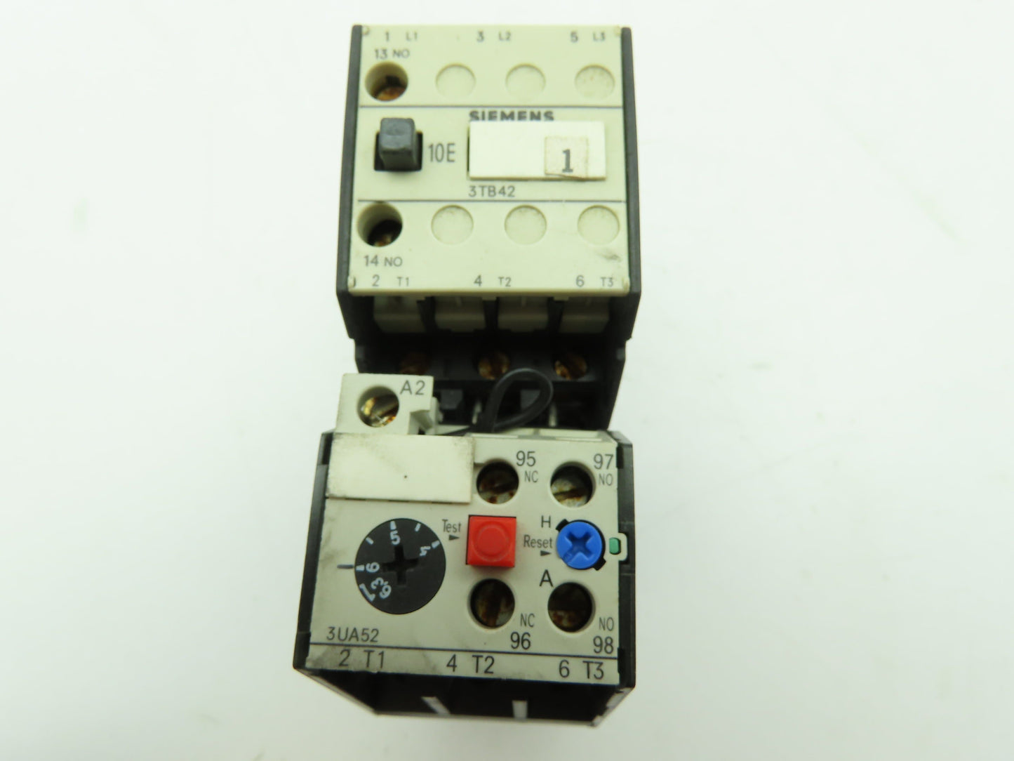Siemens 3TB4210-0A Contactor 3-Pole 120V Coil 30A Sz 0 w/Overload  LOT OF 2