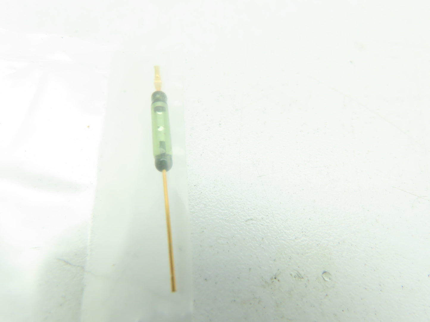 Tektronix 260-1137-00 Reed Switch  LOT OF 15