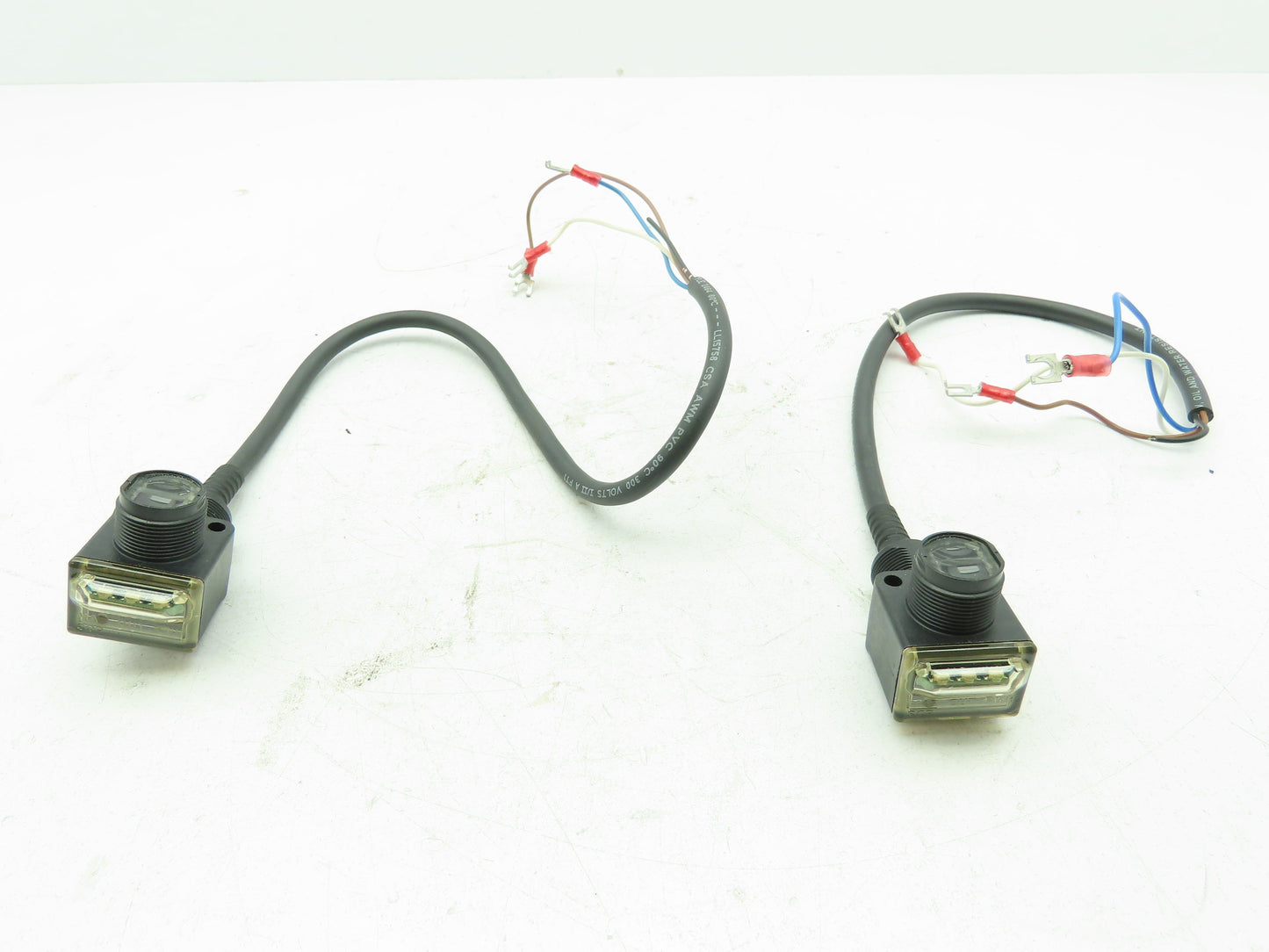 Allen Bradley 42EF-R9MPBV-A2 RightSight Beam Receiver Sensor Ser B  LOT OF 2