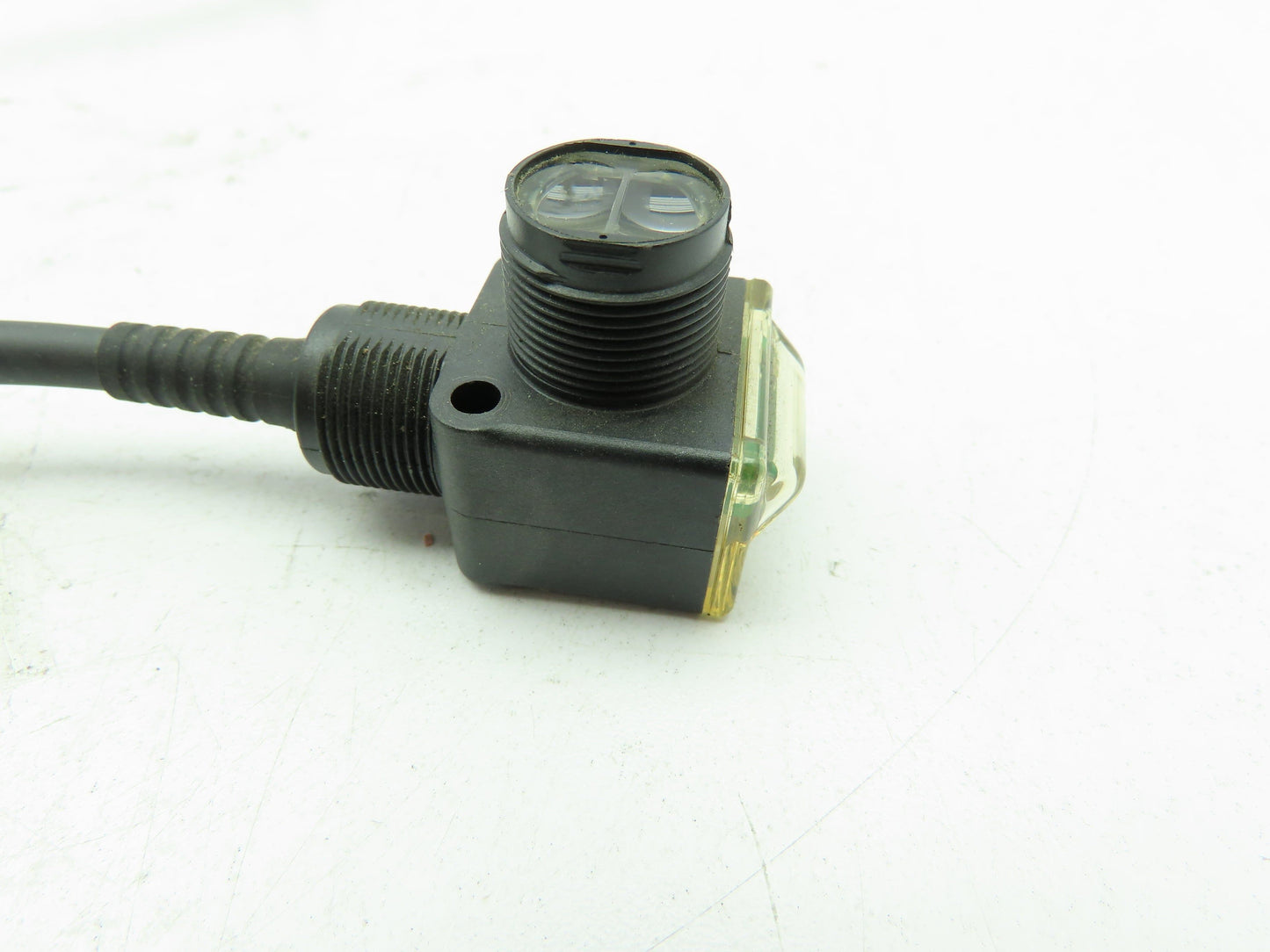 Allen Bradley 42EF-E1EZB-A2 RightSight Beam Transmitter Sensor Ser B  LOT OF 2