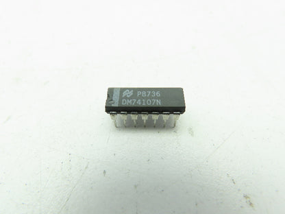 NSC DM74107N Semiconductor Flip Flop Dual DIP J/K Type 14 Pin Chip LOT OF 90