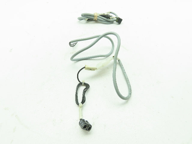 SICK MHT1-N122 Photoelectric Proximity Sensor Switch 10-30 VDC  LOT OF 2