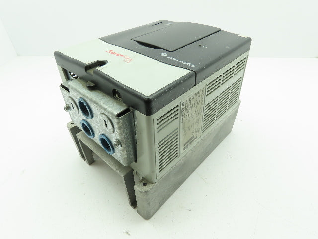 Allen Bradley 20AD1P1A0AYNANNN PowerFlex 70 Variable AC Drive VFD 0.5Hp 480V 3PH