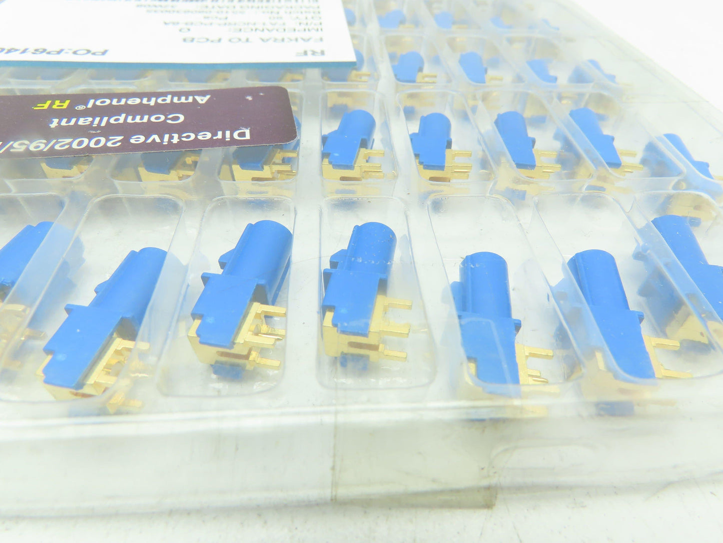 Amphenol FA1-NCRP-PCB-6A RF Coaxial Connector FAKRA Right Angle Male Plug 50 Ohm