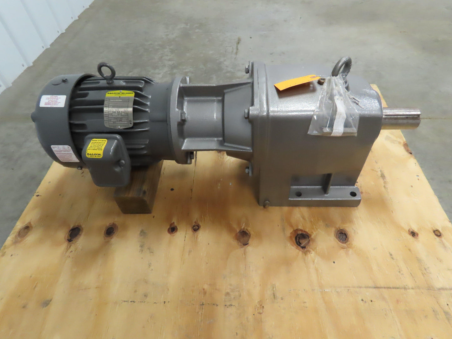SK52 VL 180TC2-184 TC Nord Helical Inline GearBox GearMotor 575V 5Hp 38.45 Ratio