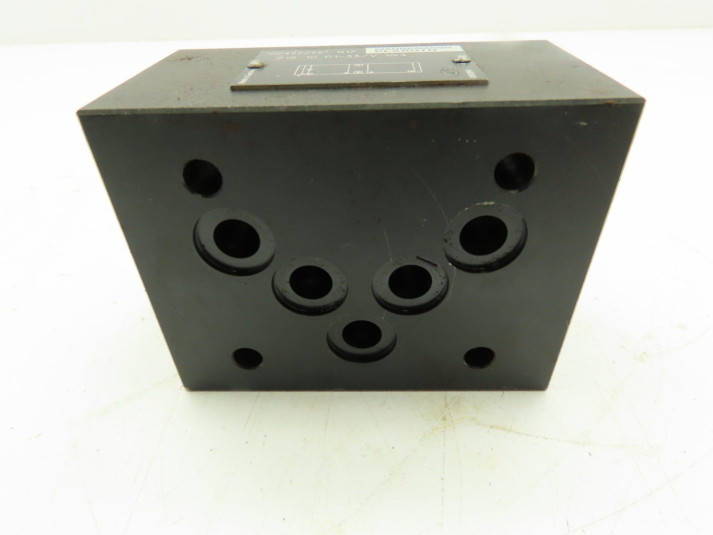 Rexroth Z1S-10-P1-33/V W4 Hydraulic Check Valve Sandwich Block