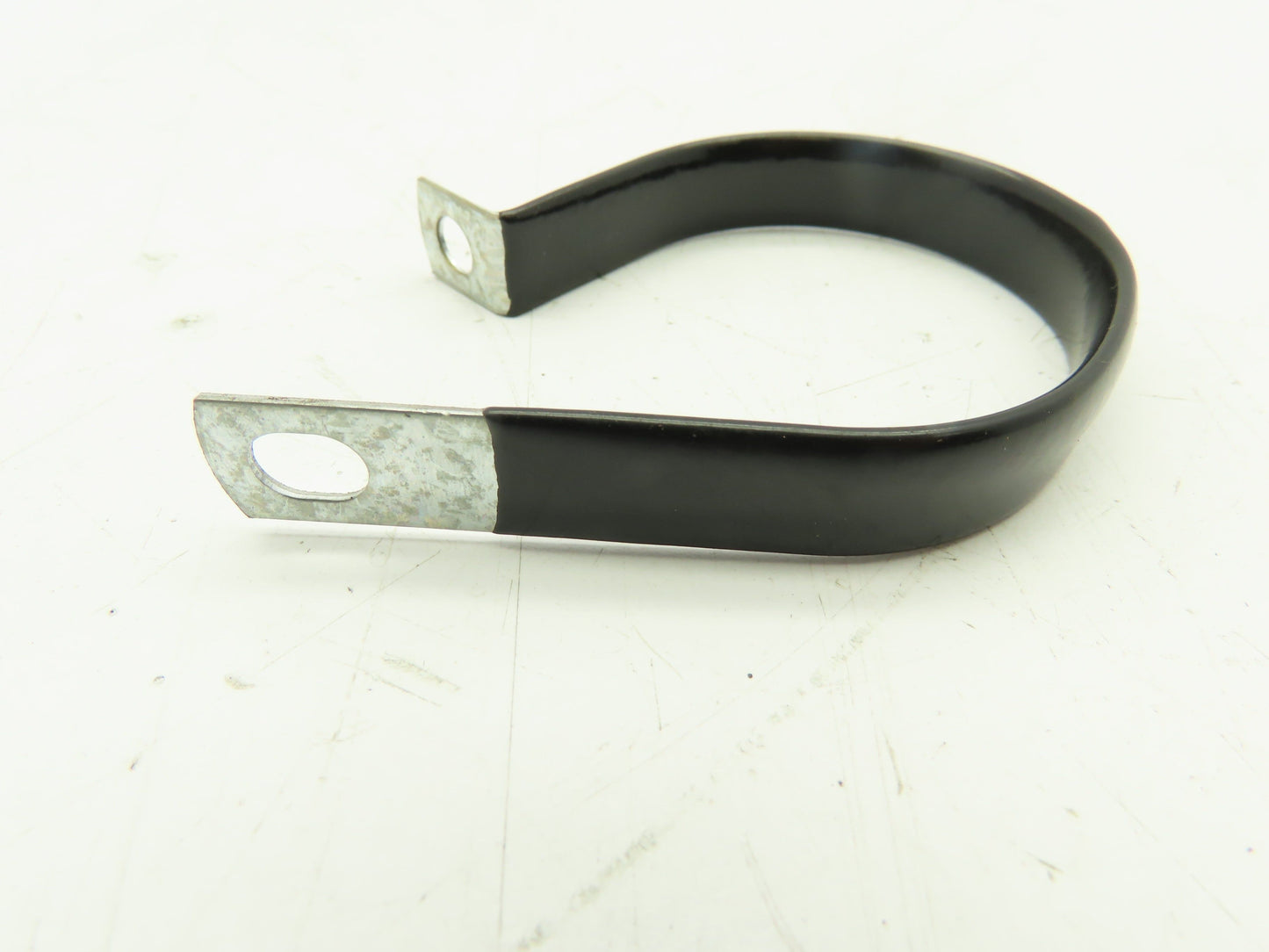 Lavanture Products COV3309Z1 2"OD X 1/2"W Vinyl Coated Metal Clamp Lot of 390