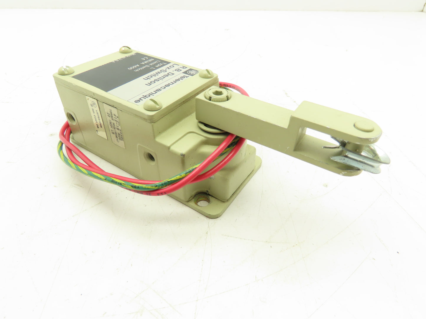 Telemecanique  RB Denison Lox-Switch Lever Arm Limit Switch Type L NEMA A600