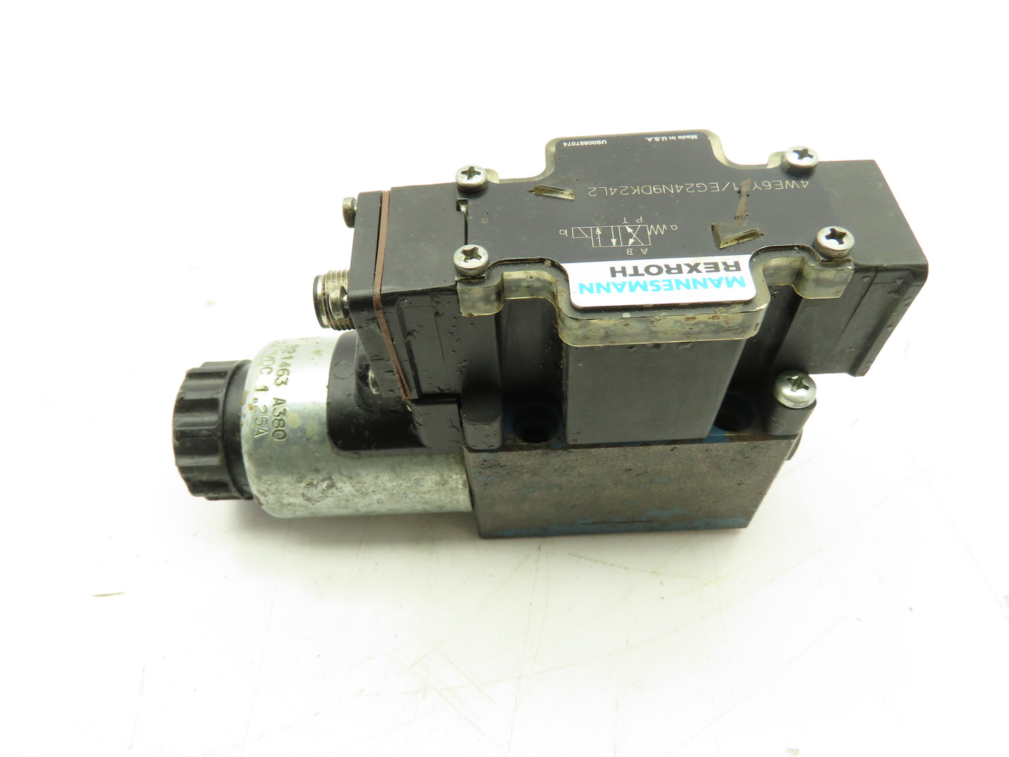 Rexroth 4WE6Y61/EG24N9DK24L2 Hydraulic Solenoid Valve 24VDC