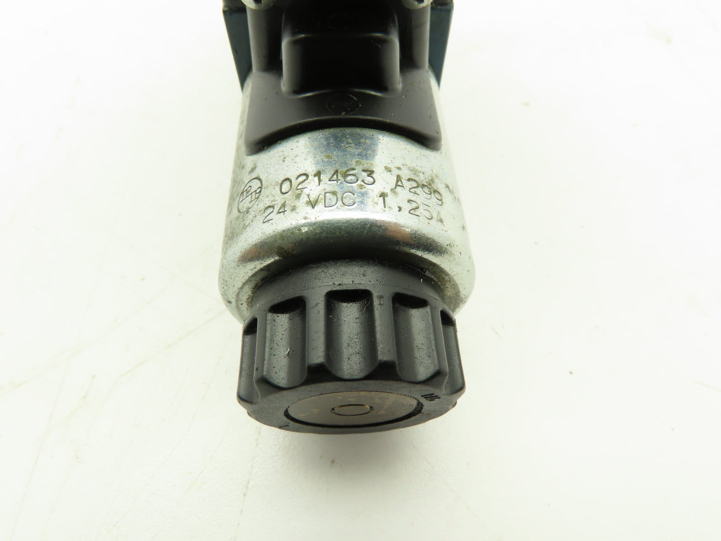 Rexroth 4WE6D61/OFEG24N9DK24L2 Hydraulic Solenoid Directional Valve 24V