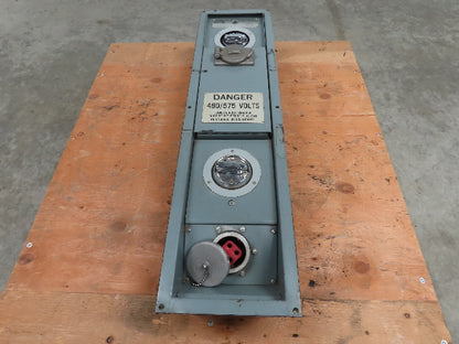 Syndevco 4335-100 Interlock Disconnect 480/575V Dual Plug 100 Amp Breaker Switch