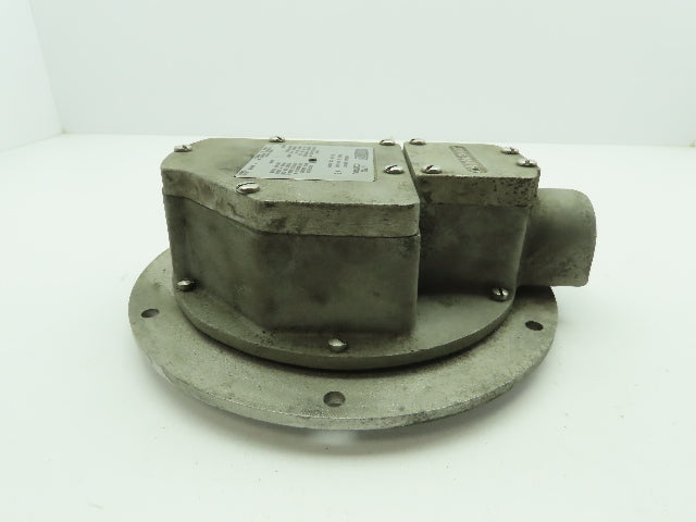 Dwyer PFD16A Proximity Level Control Switch 15A 480V NEMA 4X Enclosure