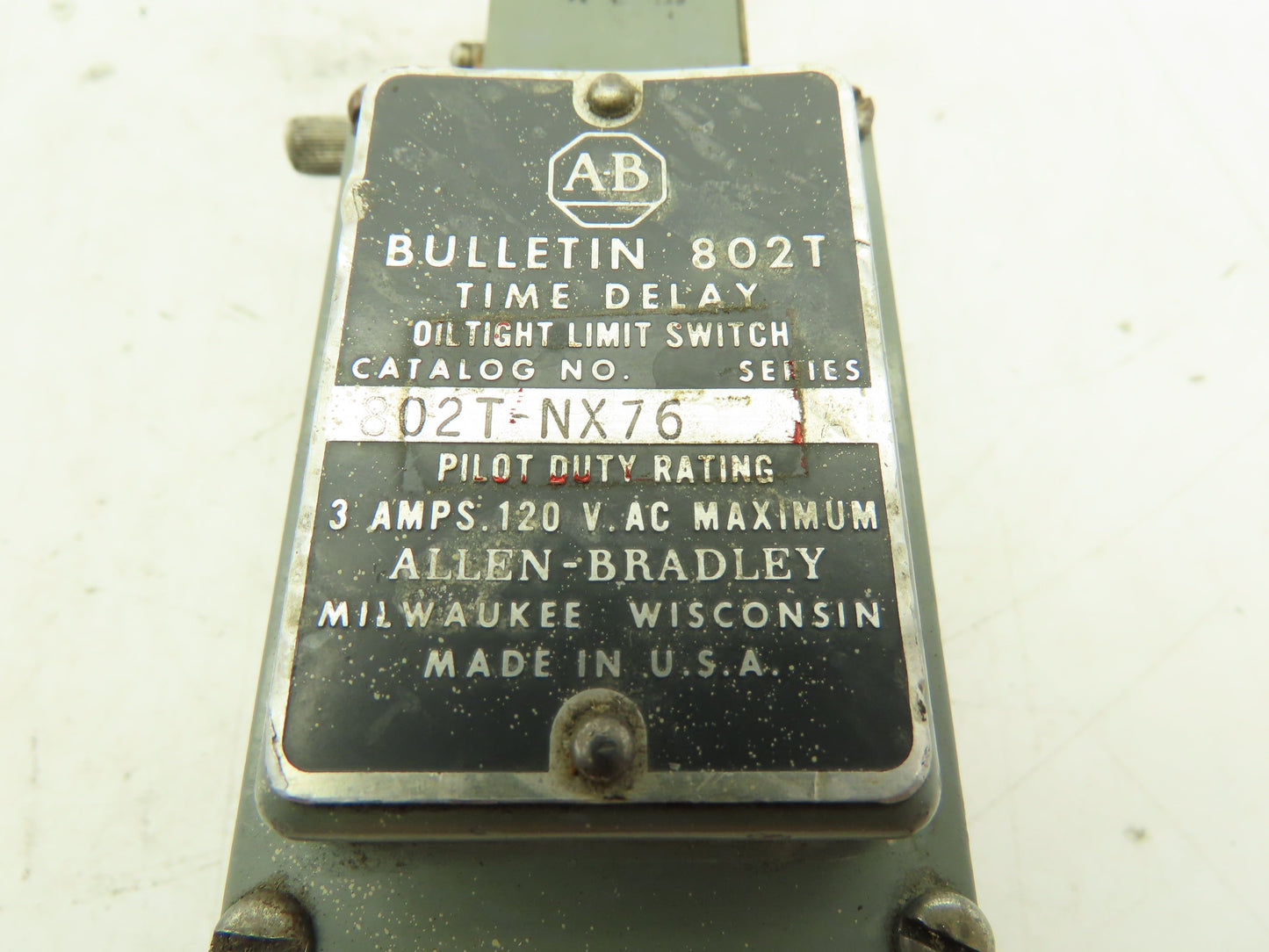 Allen Bradley 802T-NX76 Limit Switch Bulletin 802T Time Delay Series A 120V 3A