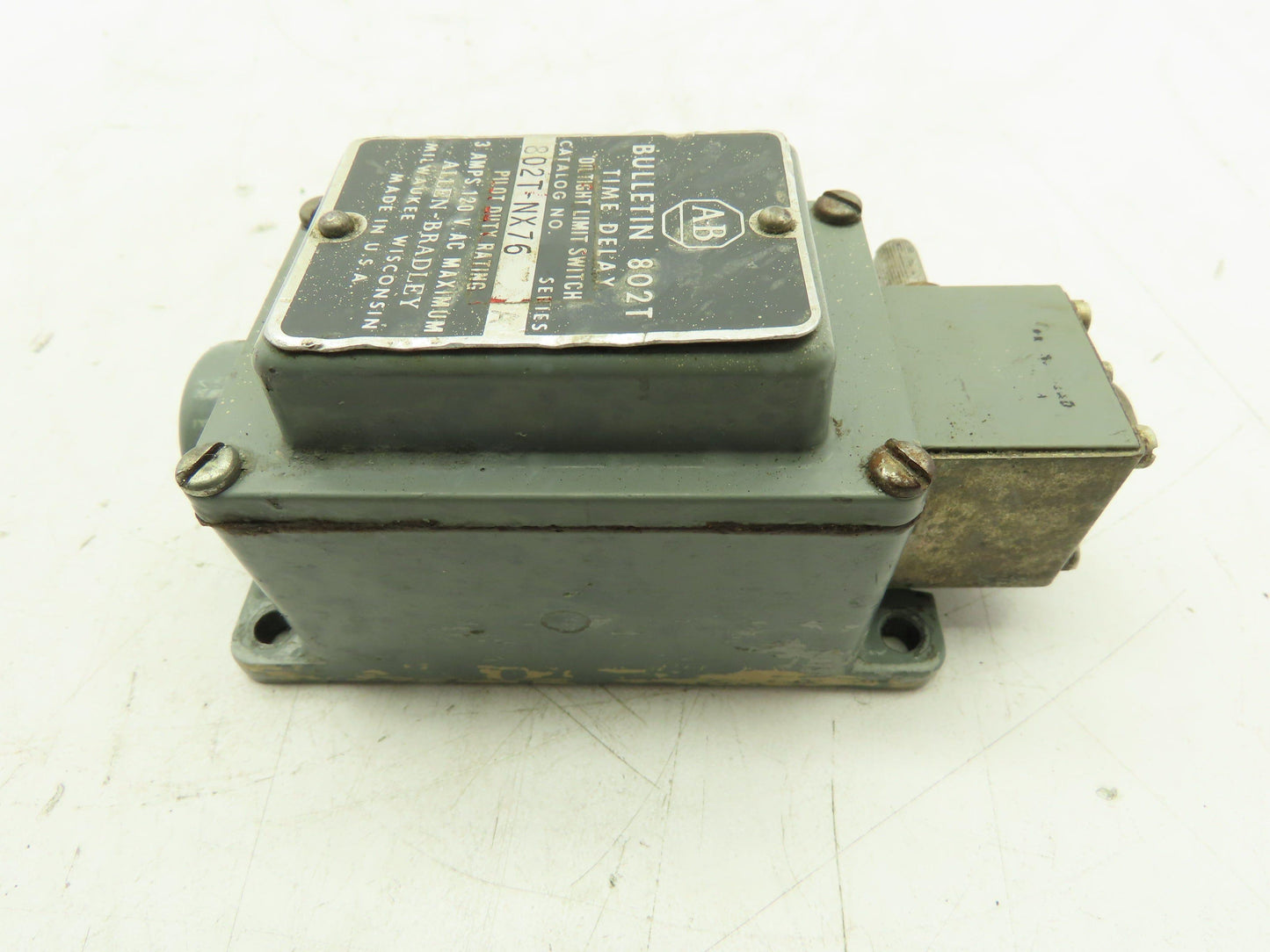 Allen Bradley 802T-NX76 Limit Switch Bulletin 802T Time Delay Series A 120V 3A