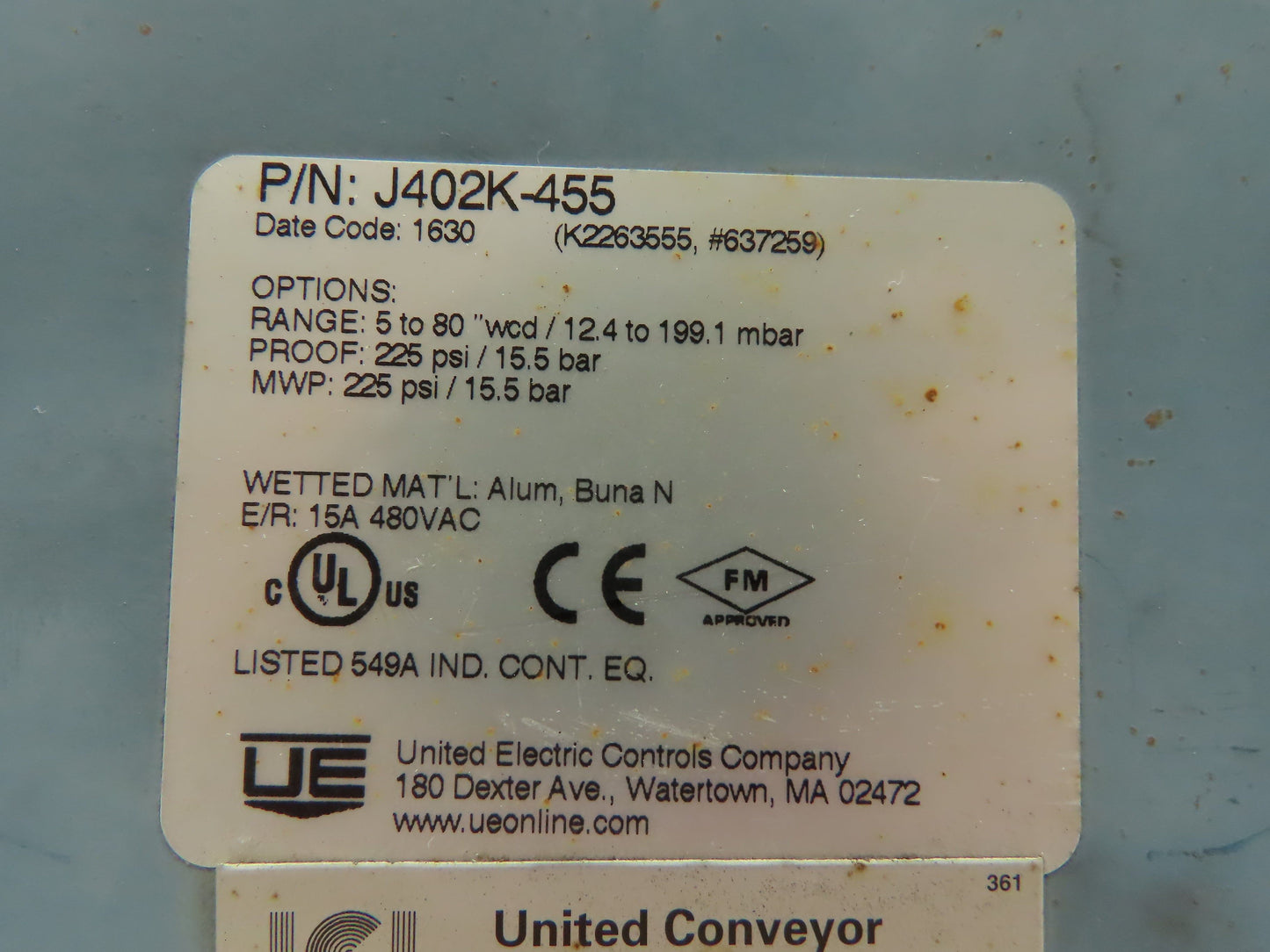 UE United Electric J402K-455 Differential Pressure Switch 5-80" WCD 225PSI 480V