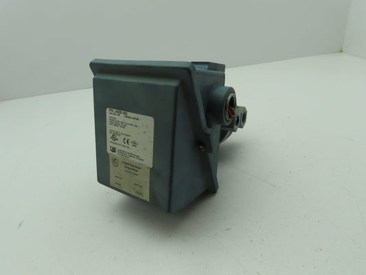 UE United Electric J402K-455 Differential Pressure Switch 5-80" WCD 225PSI 480V