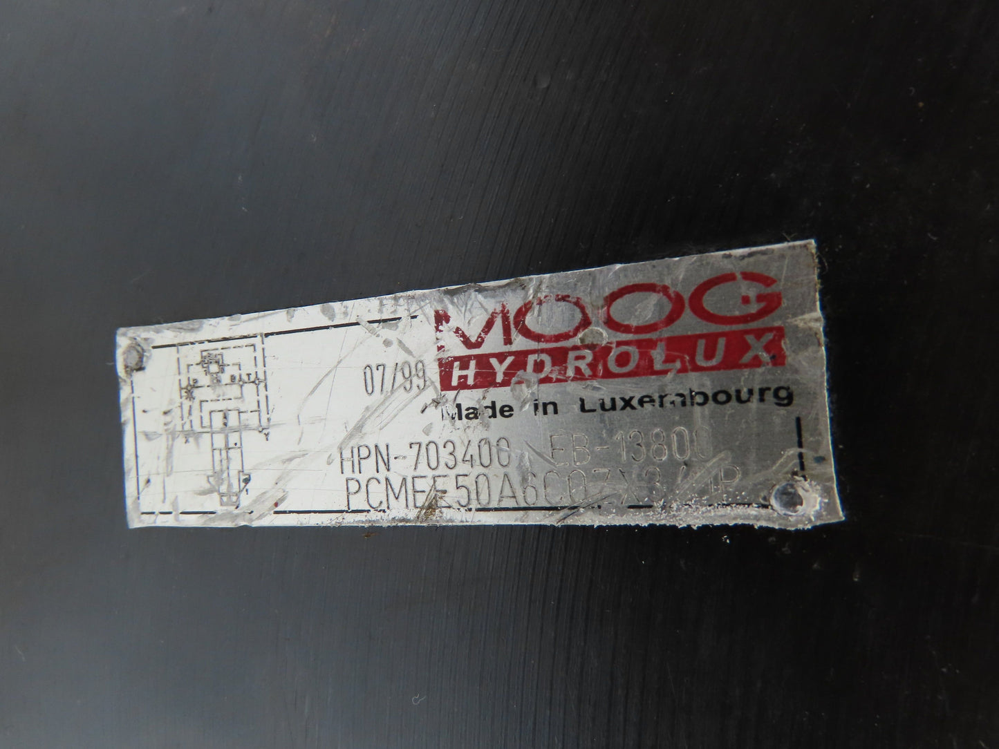 MOOG 2-Way Hydraulic Proportional Throttle Cartridge Solenoid Valve w/Driver