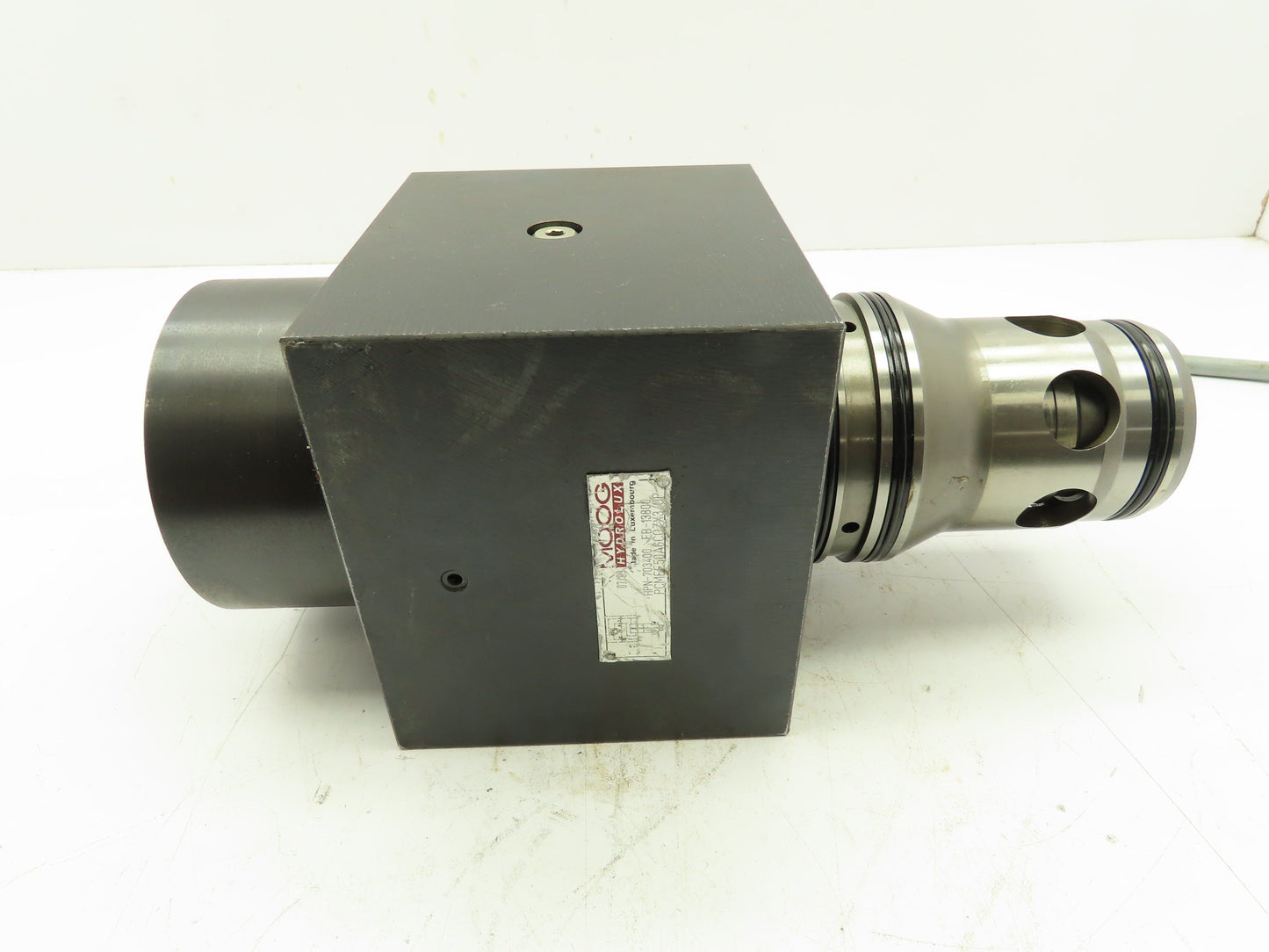 MOOG 2-Way Hydraulic Proportional Throttle Cartridge Solenoid Valve w/Driver