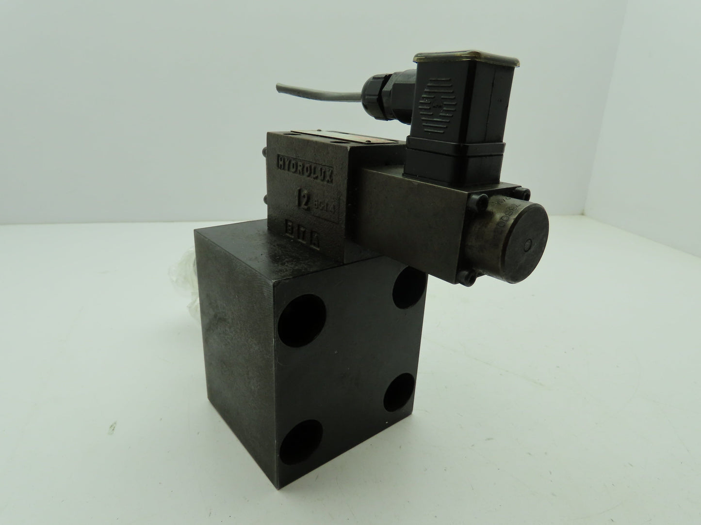 HUSKY 2Way Hydraulic Directional Proportional Servo Cartridge Solenoid Valve CCE