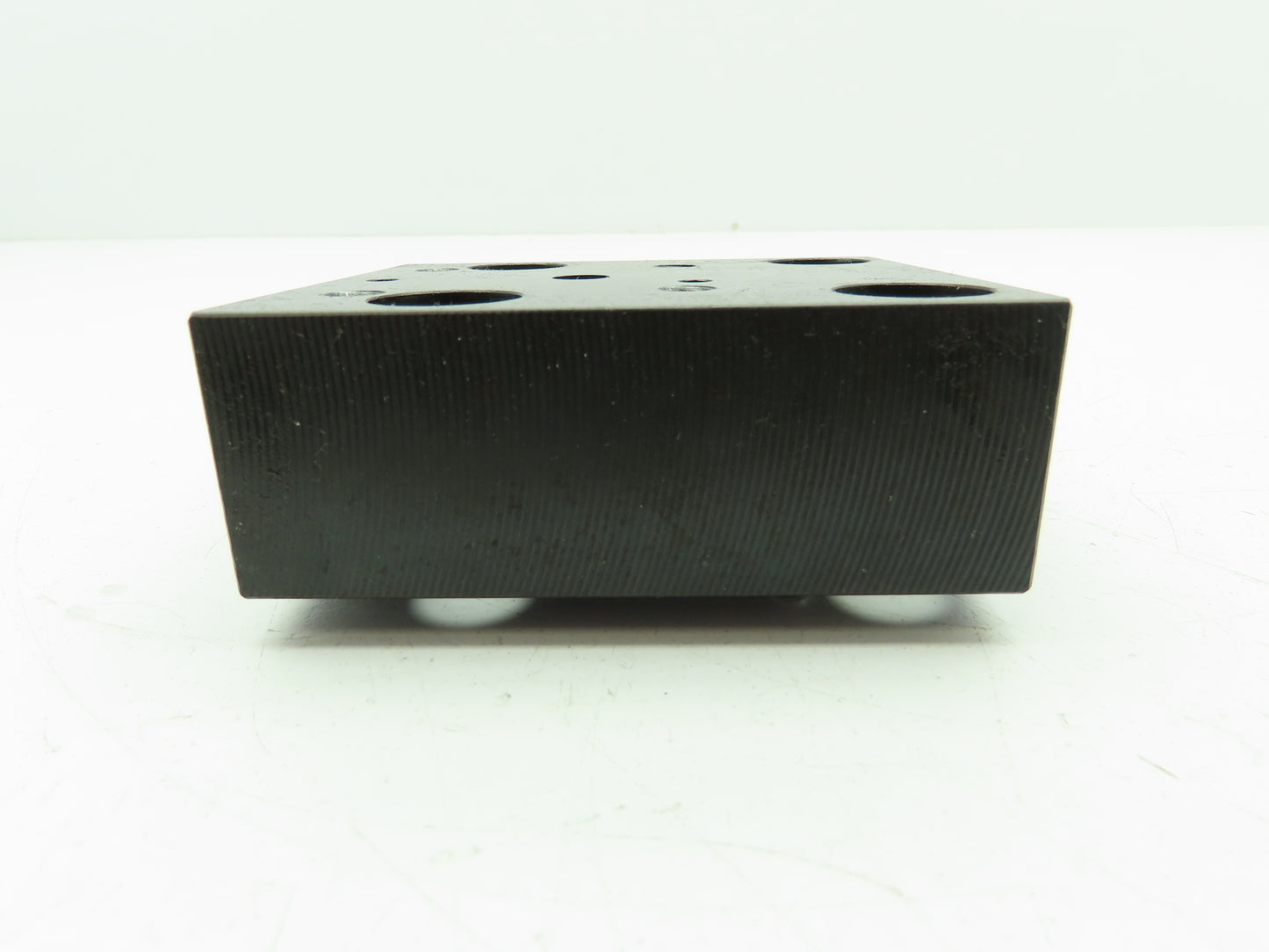 Husky CCE25B6DBX04 Hydraulic Cartridge Valve Cover Manifold Block CCE Sz 25