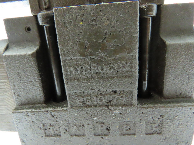 Husky Hydraulic Directional Proportional Double Solenoid Control Valve HPN676773