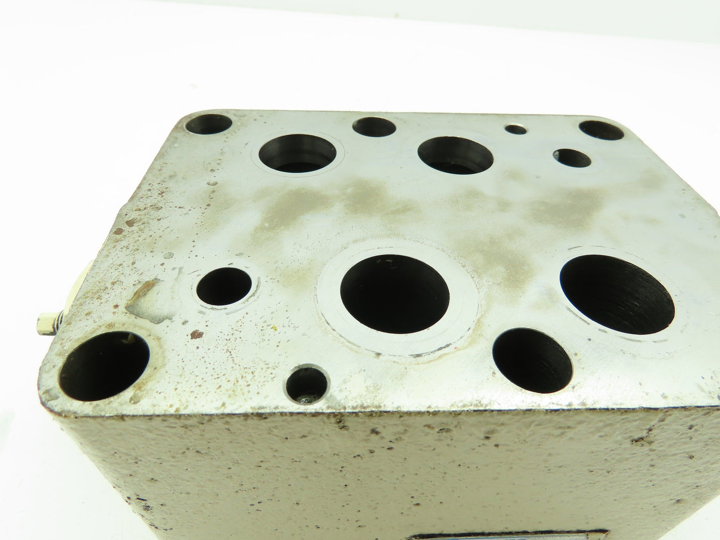 Tokimec DGFN-06-50-JA-S1 Hydraulic Flow Control Stack Valve