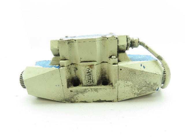 DG4V-5-2C-M-P7L-H-6-30 Vickers Hydraulic Directional Control Solenoid Valve 24V