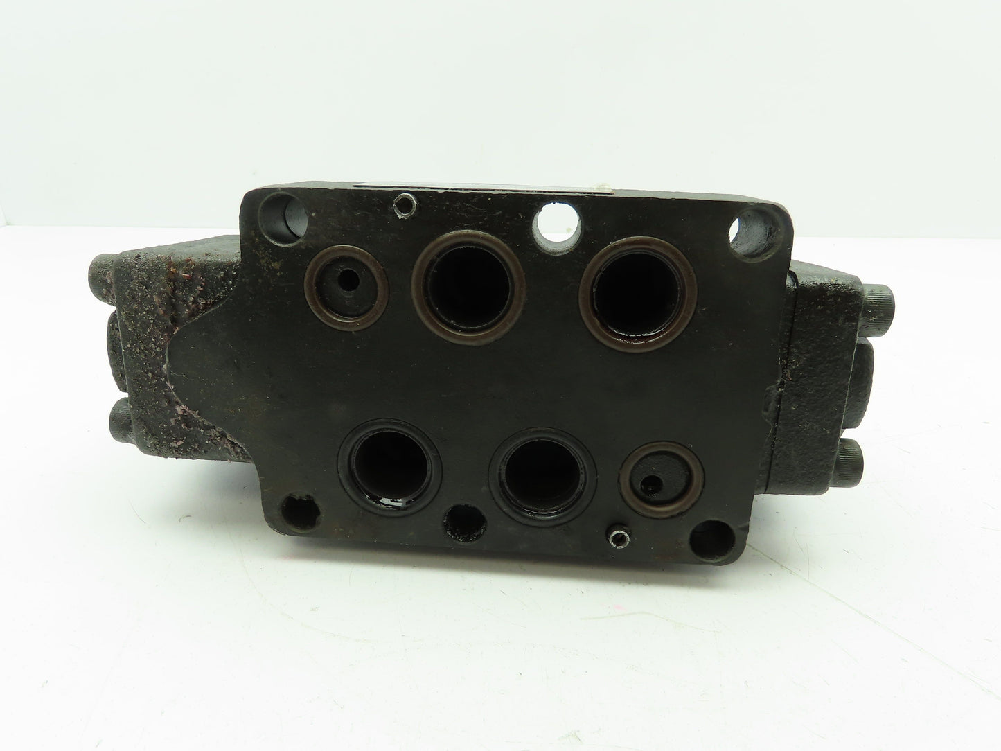 Parker DG5S 8 6C M FTWL B5 30 Hydraulic Directional Control Solenoid Valve 120V