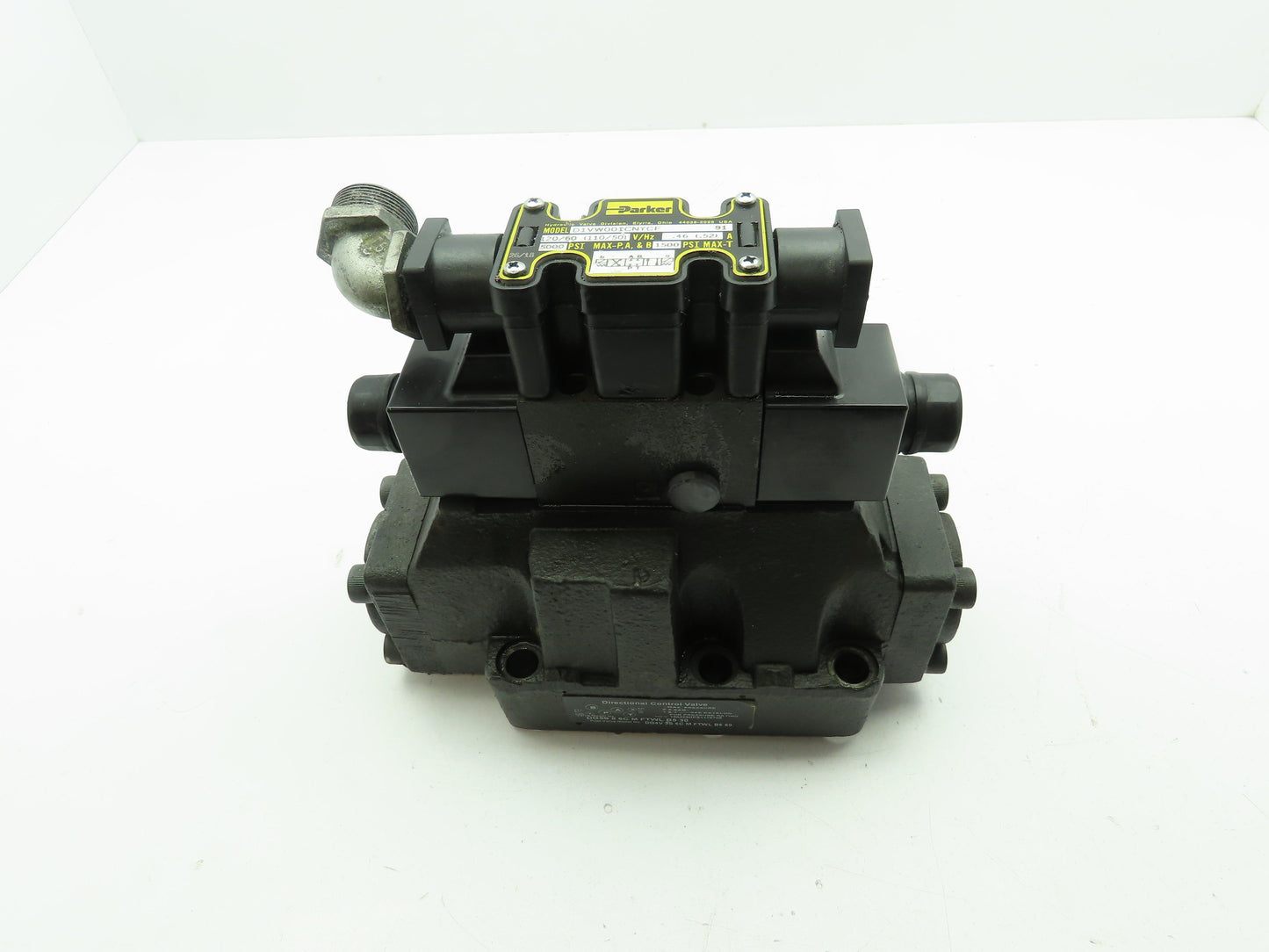 Parker DG5S 8 6C M FTWL B5 30 Hydraulic Directional Control Solenoid Valve 120V