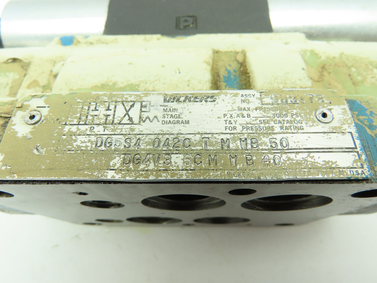 Parker Vickers DG5S4042CTMWB50 Hydraulic Directional Solenoid Valve D1VW004CNJP5