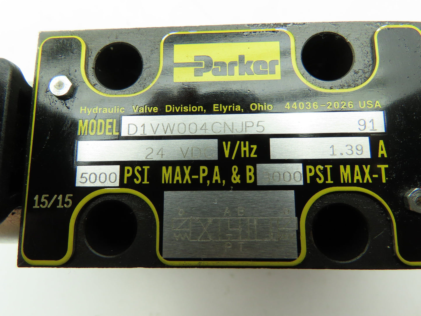 Parker Vickers DG5S4042CTMWB50 Hydraulic Directional Solenoid Valve D1VW004CNJP5