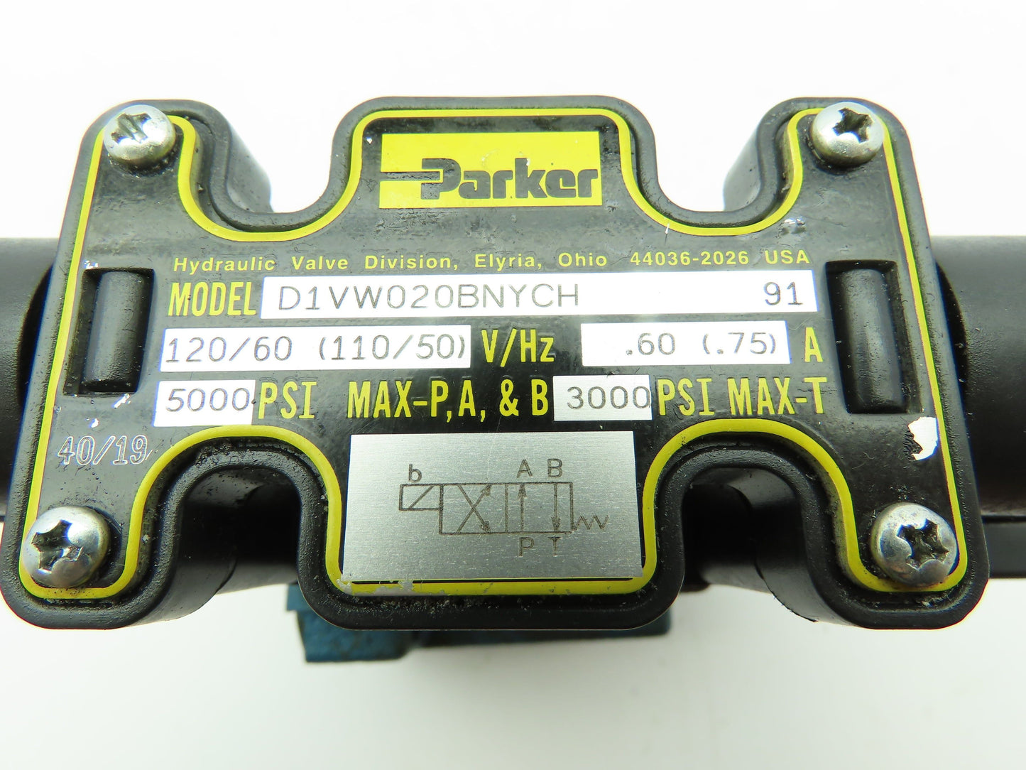 Parker Vickers CVI 25 F 2 L 10 Hydraulic Slip-In Cartridge Solenoid Valve 120V