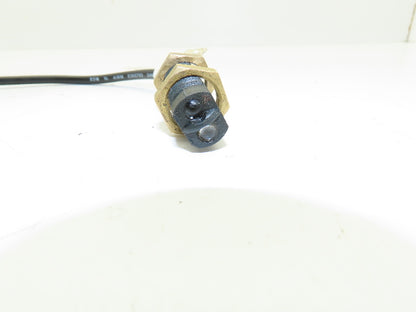 Cutler Hammer 13106AQD07 Photoelectric Sensor Ser A5 Diffuse 8"Range 10-30VDC 1W