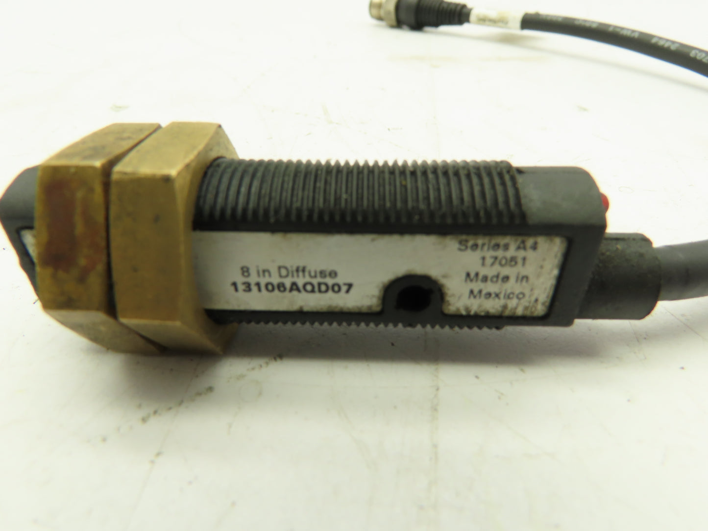 Cutler Hammer 13106AQD07 Photoelectric Sensor Ser A4 Diffuse 8"Range 10-30VDC 1W