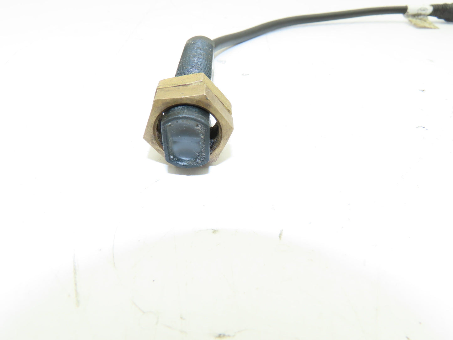 Eaton 13103AQD07 Photoelectric Diffuse Sensor Ser A3  9"Perfect Prox 10-30VDC 1W