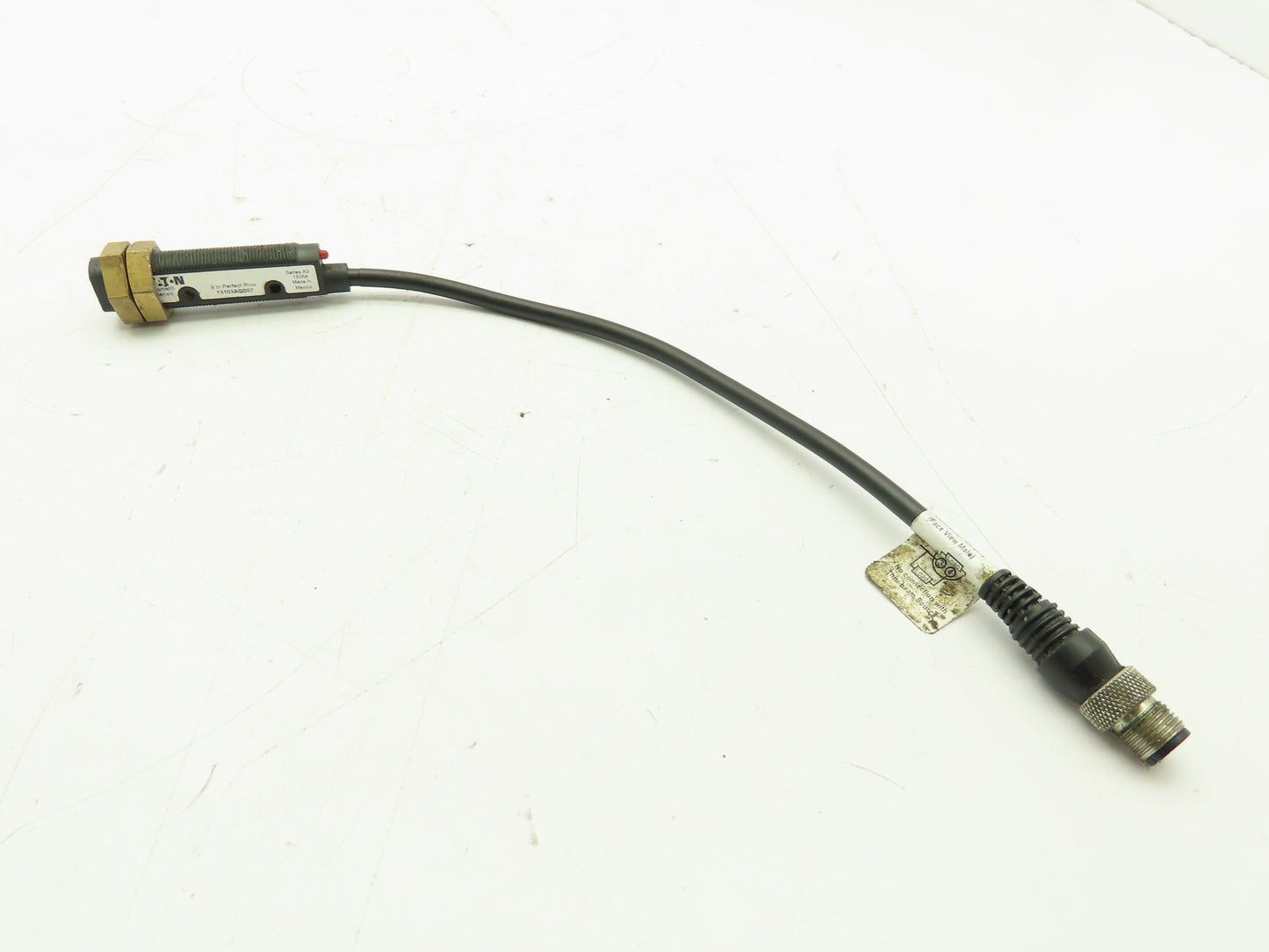 Eaton 13103AQD07 Photoelectric Diffuse Sensor Ser A3  9"Perfect Prox 10-30VDC 1W