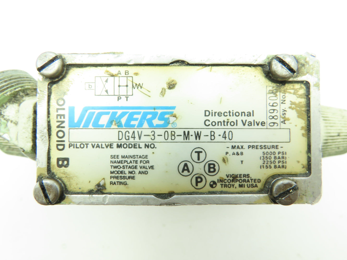 Vickers DG4V-3-OB-M-W-B-40 Hydraulic Directional Solenoid Relief Valve Stack