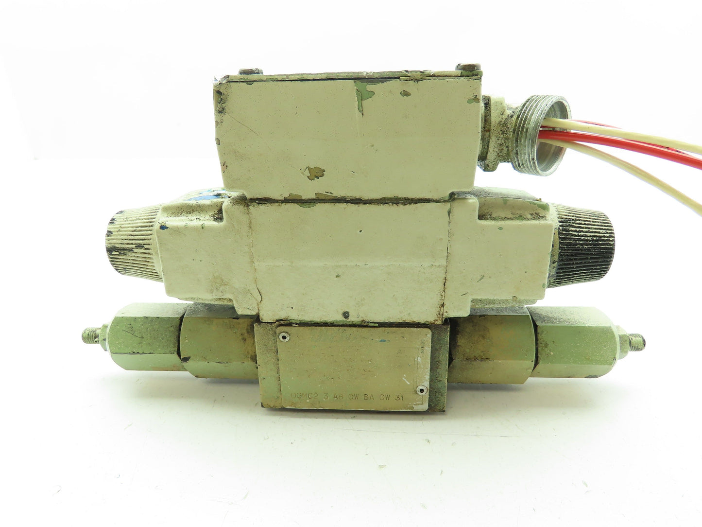 Vickers DG4V-3-OB-M-W-B-40 Hydraulic Directional Solenoid Relief Valve Stack