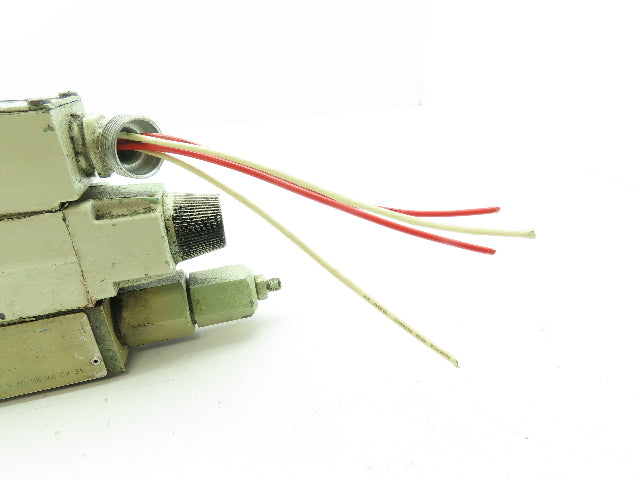 Vickers DG4V-3-OB-M-W-B-40 Hydraulic Directional Solenoid Relief Valve Stack