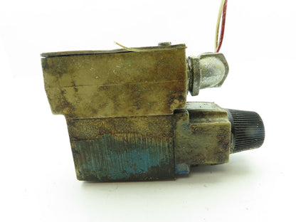 Vickers DG4V-3-6C-M-W-B-40 Hydraulic Directional Control Solenoid Valve 120V