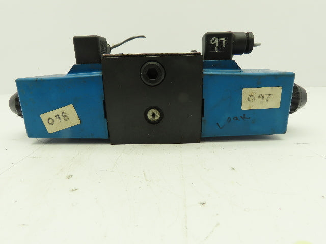 Vickers DG4S4-017C-U-H-60 Hydraulic Directional Control Solenoid Valve 24VDC