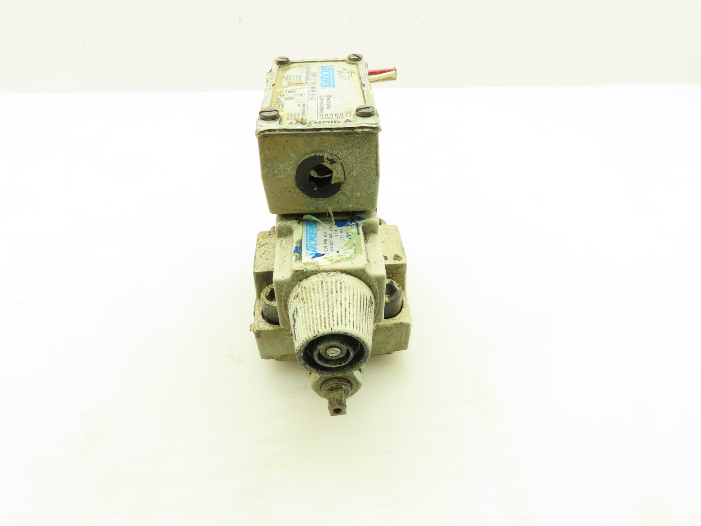 Vickers CVC-25-C1-S2-W-245-10 Hydraulic Directional Cartridge Solenoid Valve 25