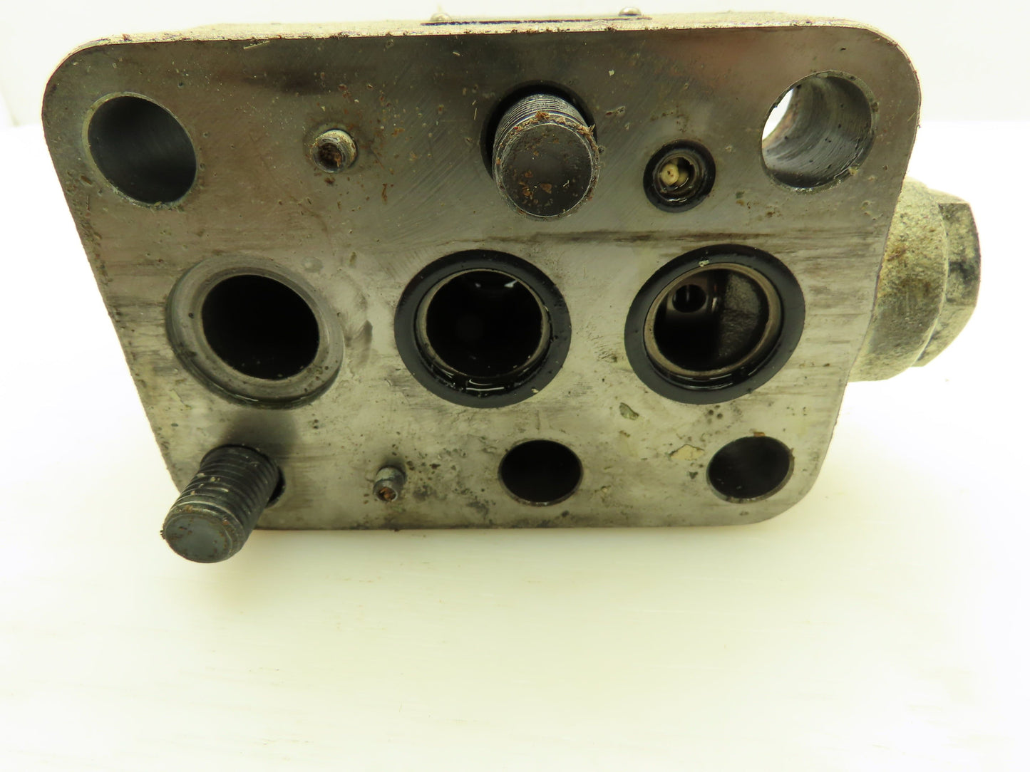 Yuken SD901-5-1002 Hydraulic Directional Control Solenoid Relief Valve Stack