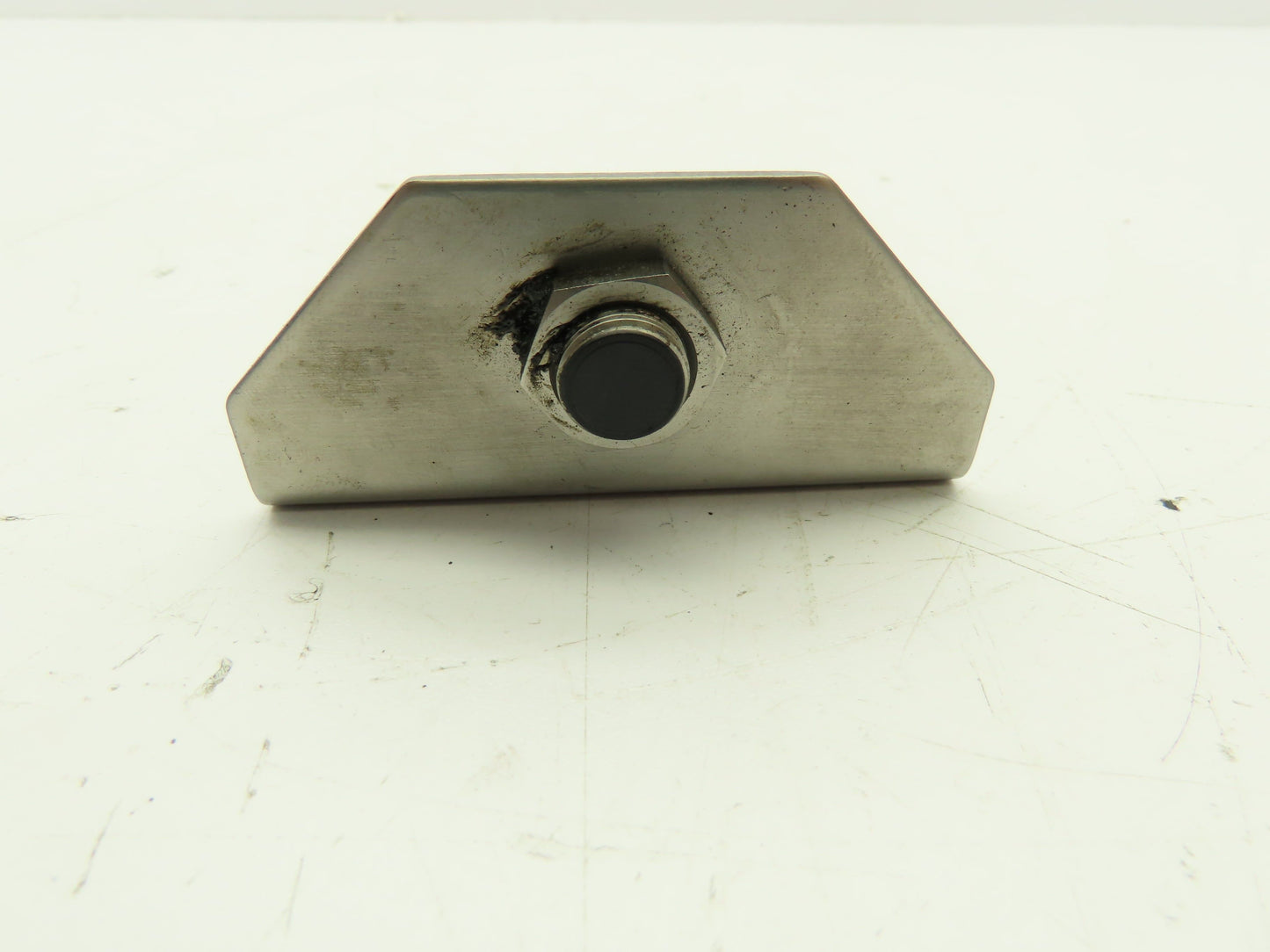 Eaton E57PS-12SPN2-Q Proximity Sensor 10-48VDC Sensing Range 2mm Thread Sz 12mm